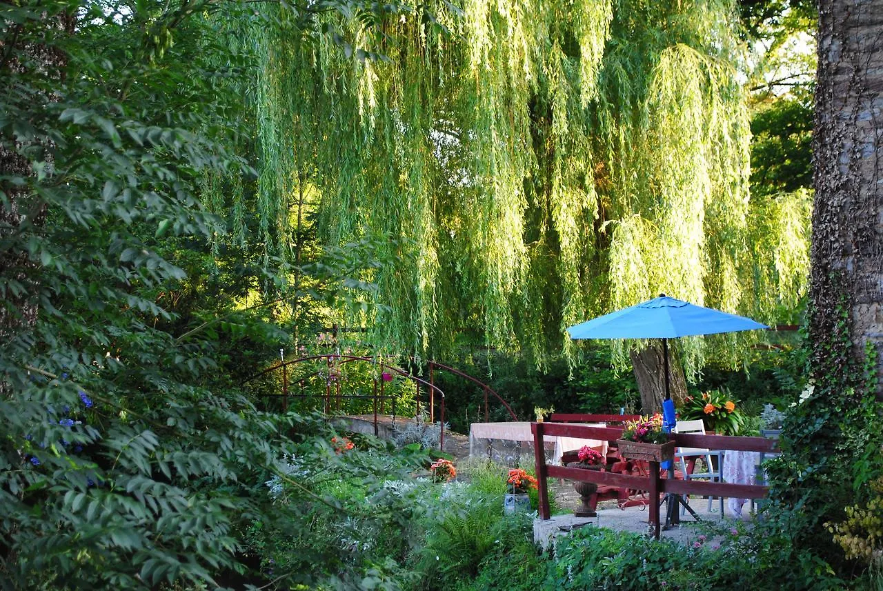 Le Moulin Du Bignon Bed & Breakfast Lassy