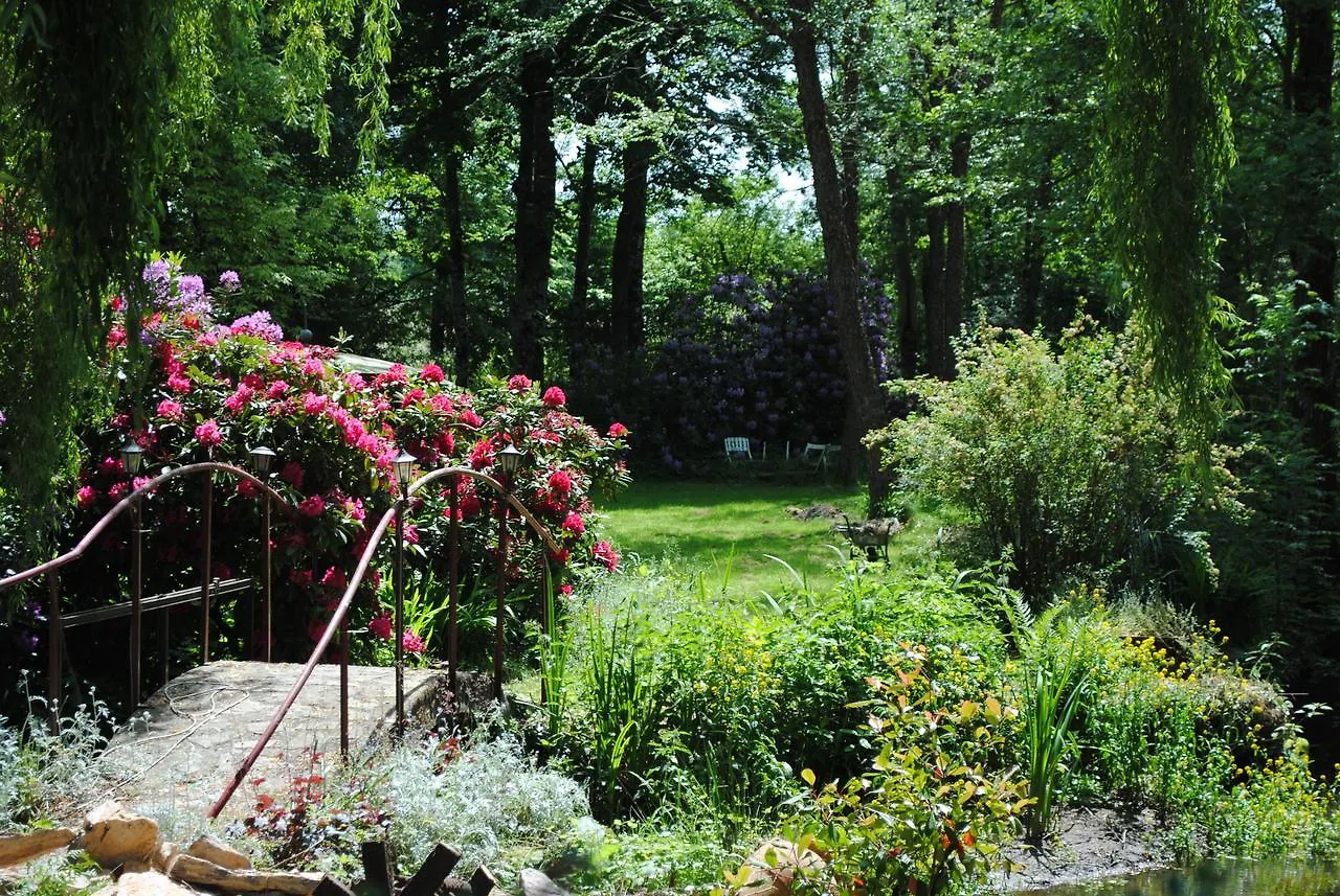 Le Moulin Du Bignon Bed & Breakfast Lassy 0*,